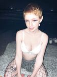 aaliyah may Photos