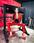 evilwoman Photos