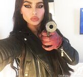 evilwoman Photos