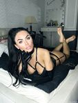 evilwoman Photos