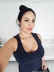 ezada Photos