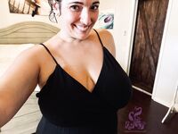 twopeacockprod Photos