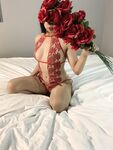 ubedientgirl Photos