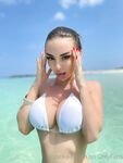 ivankapeach Photos