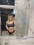 lovemeela Photos