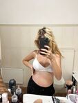 lovemeela Photos