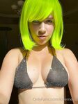 lovemeela Photos