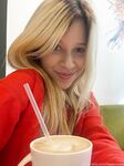 lovemeela Photos