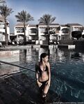 lovemeela Photos