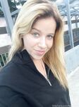 lovemeela Photos