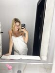 lovemeela Photos