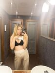 lovemeela Photos