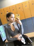 lovemeela Photos