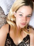 lovemeela Photos