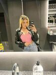 lovemeela Photos