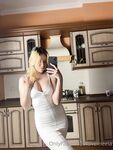 lovemeela Photos