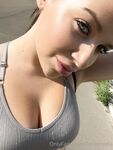 lovemeela Photos