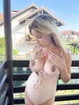 lovemeela Photos