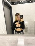 lovemeela Photos