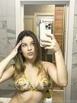 lovemeela Photos