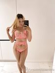 lovemeela Photos