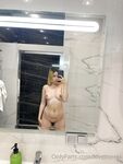 lovemeela Photos