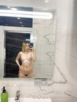 lovemeela Photos