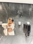 lovemeela Photos