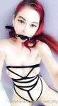 hot-wet-lilly Photos
