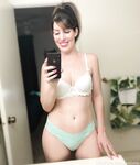 mrsbellecakes Photos