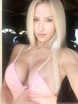 shantalmonique Photos
