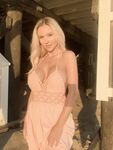 shantalmonique Photos