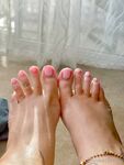 sweetfeetsy Photos