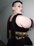 elaiyn Photos