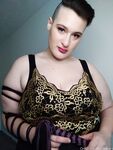 elaiyn Photos