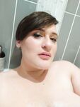 elaiyn Photos