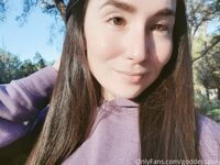 goddesszoey Photos