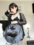 roxannerom Photos