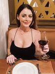 sophiedeevip Photos