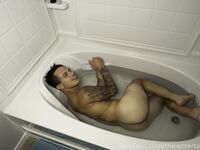 the-entertainer Photos