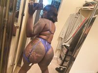 thickzlove912 Photos