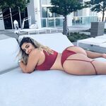 taniabombon Photos