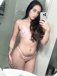jade-chichi Photos