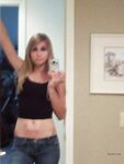devki uno 17972 selfi blondinki Photos