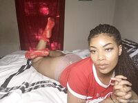 chenalfeet Photos