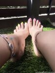 chenalfeet Photos
