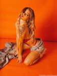 zoeuncensored Photos