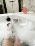 bigtittygothegg Photos