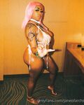 janeofarchs Photos