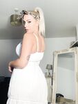 jennyjamesofficial Photos